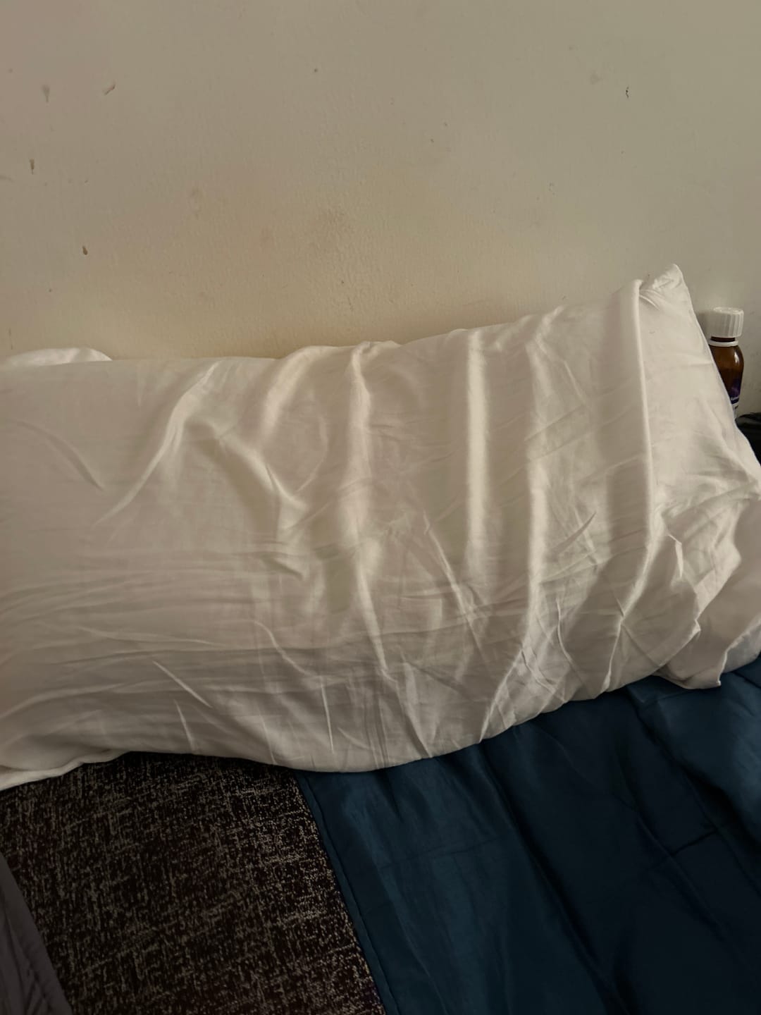 Customer photo review of Cozy Cooling Pillowcase