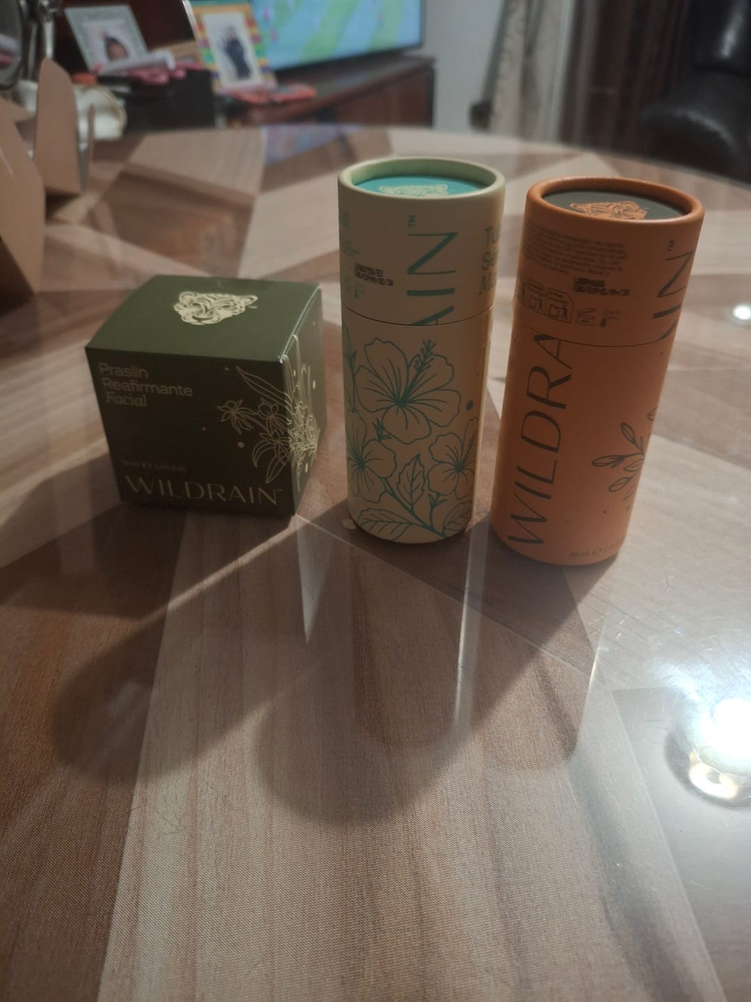 Customer photo review of Reafirmante Antiedad para Flacidez y Óvalo Facial Efecto Lifting  Praslin