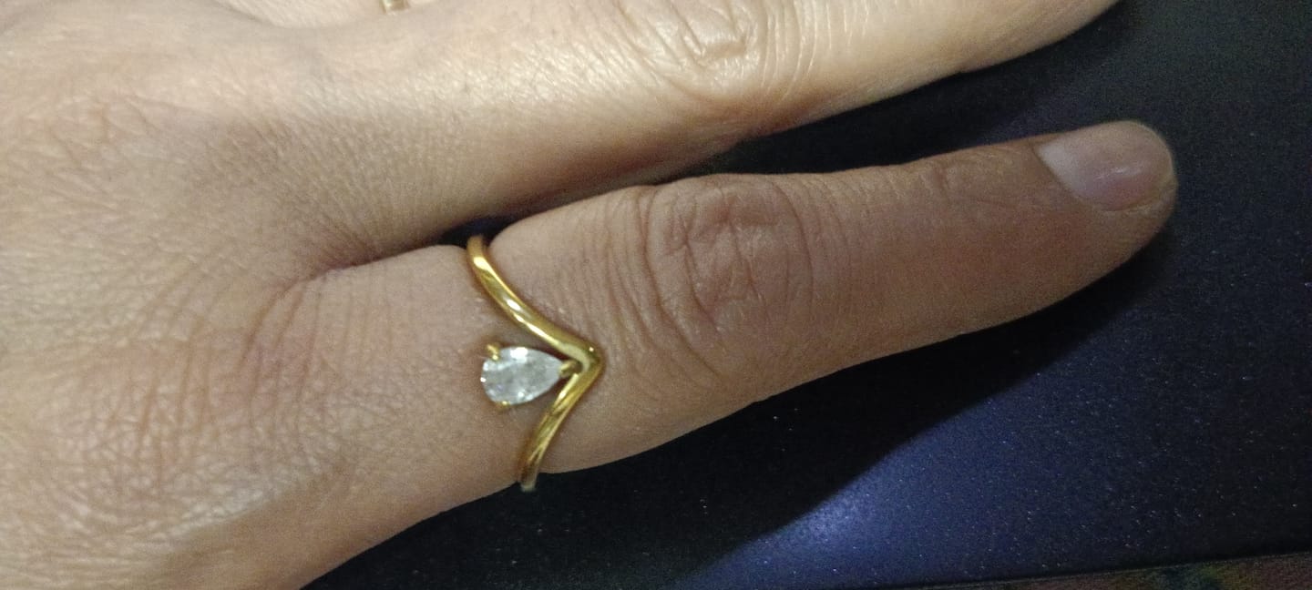 Customer photo review of Solitaire Accent V Curve Ring