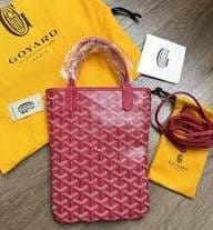 Customer photo review of Potiers Bag