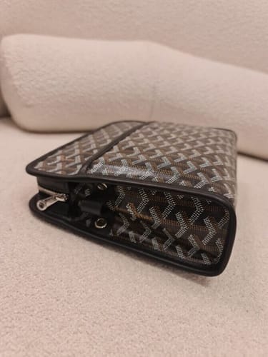 Customer photo review of JetSet Valise Case