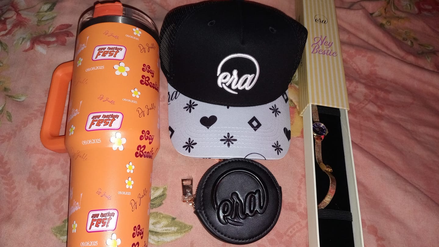 Customer photo review of Black Era Charm Purse