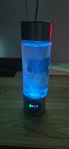 Customer photo review of ELEMENT P Hydrogen Water Bottle