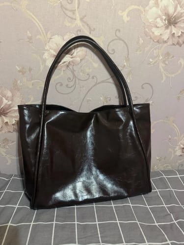 Customer photo review of Céleste Aura Tote
