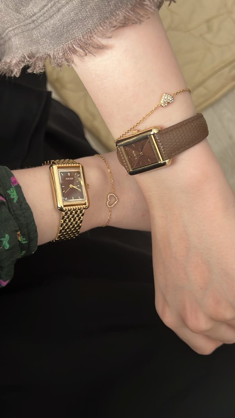 Customer photo review of Olivia Gold Brown