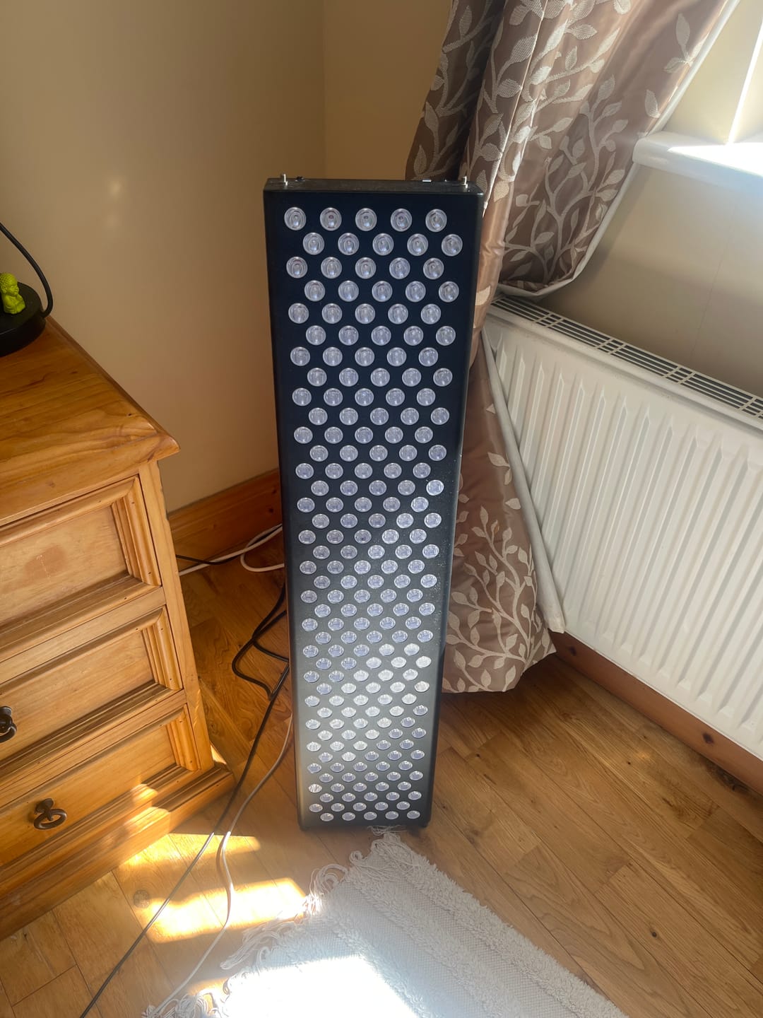 Customer photo review of Koanna® Luma1000™ – Powerful, Mid-Size Red Light Therapy Panel