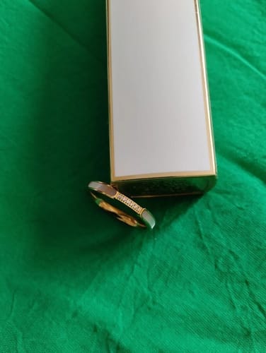 Customer photo review of Tara mother of pearl ring size US 8