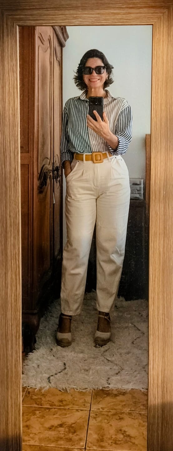 Customer photo review of Calça Jeans Slouchy Cacau Bege