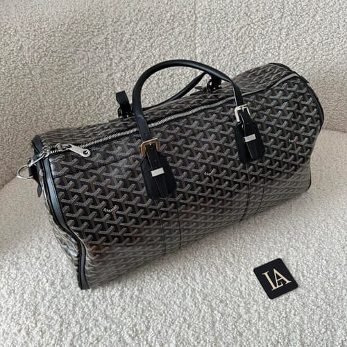 Customer photo review of Aventra Luxe Duffle
