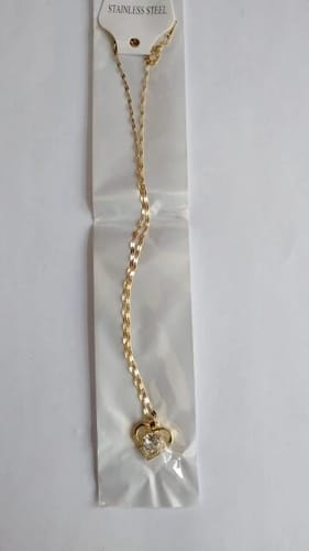 Customer photo review of Nail necklace