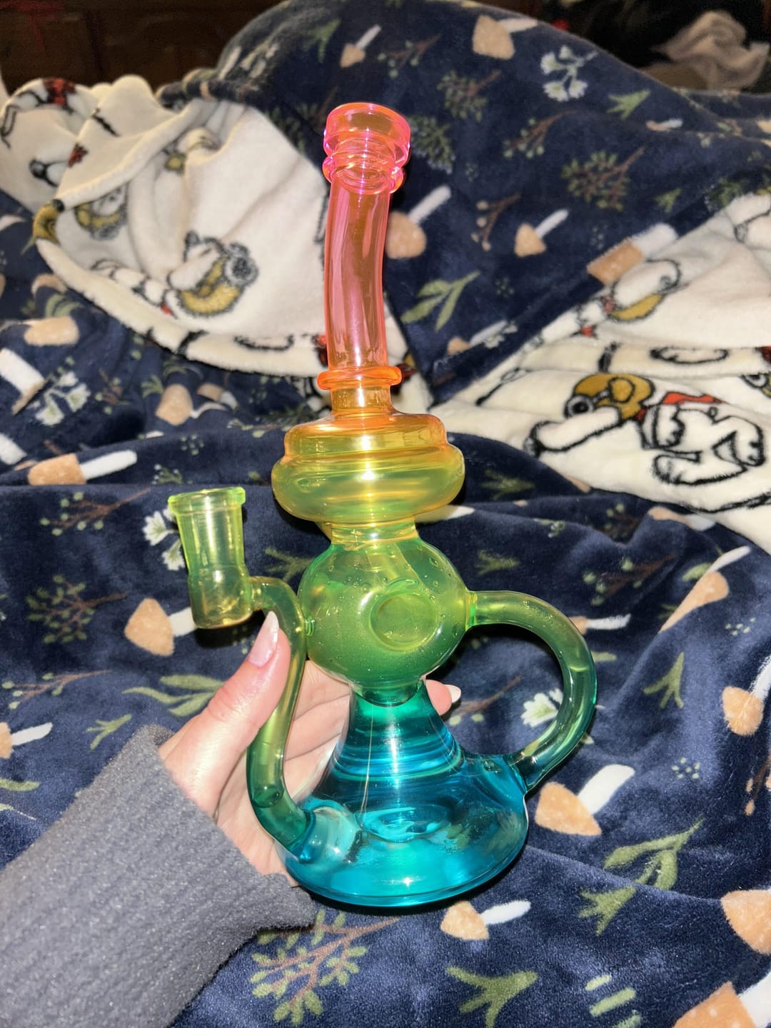 Customer photo review of NEON RAINBOW RECYCLER BONG (uv reactive)