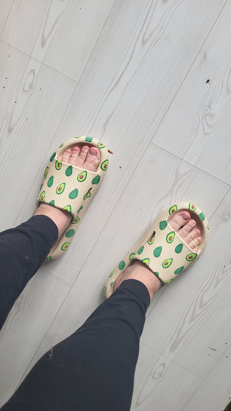Customer photo review of HappyFlops Limited Editions