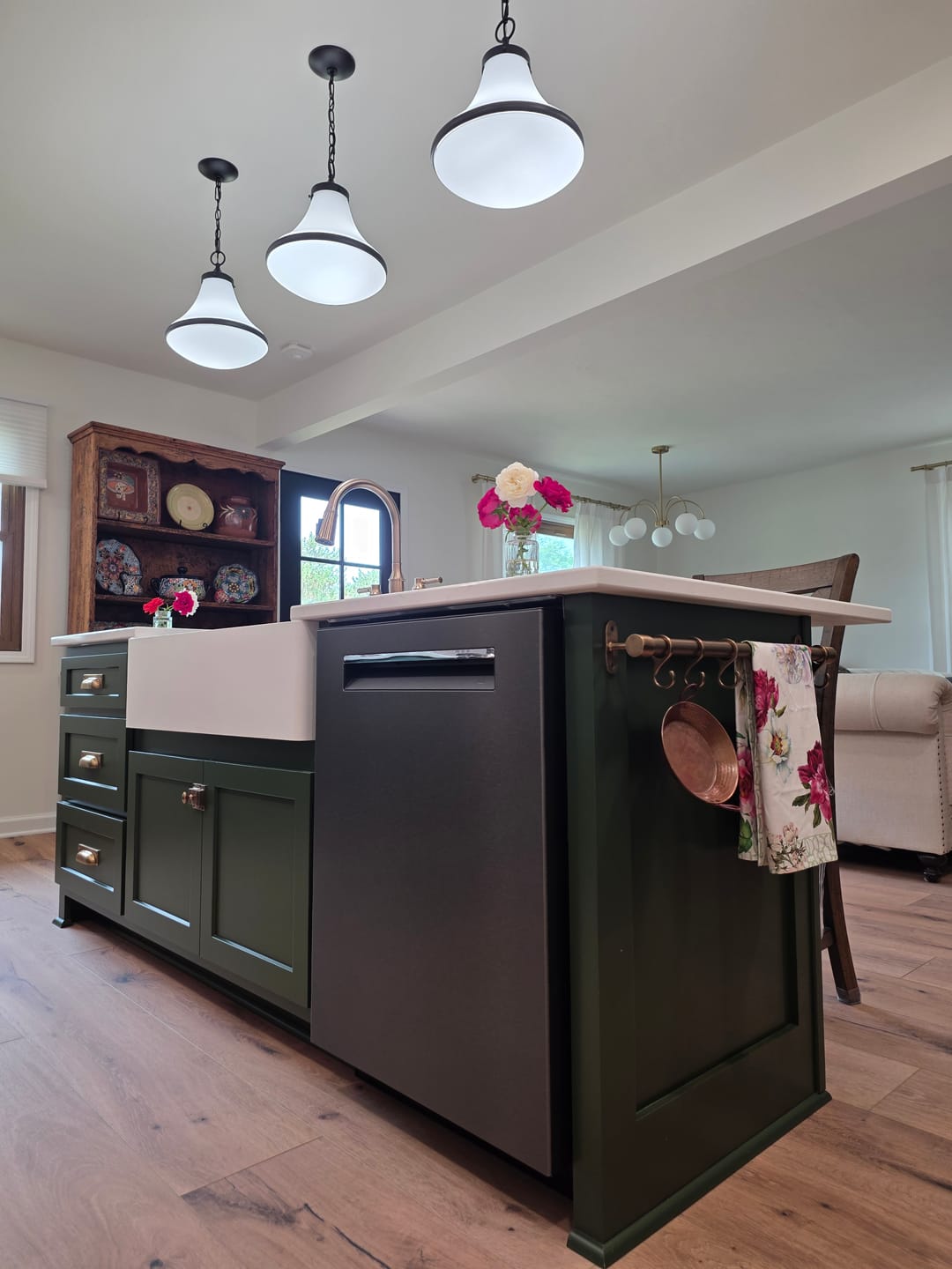 Customer photo review of Pot Rail – Antique Brass