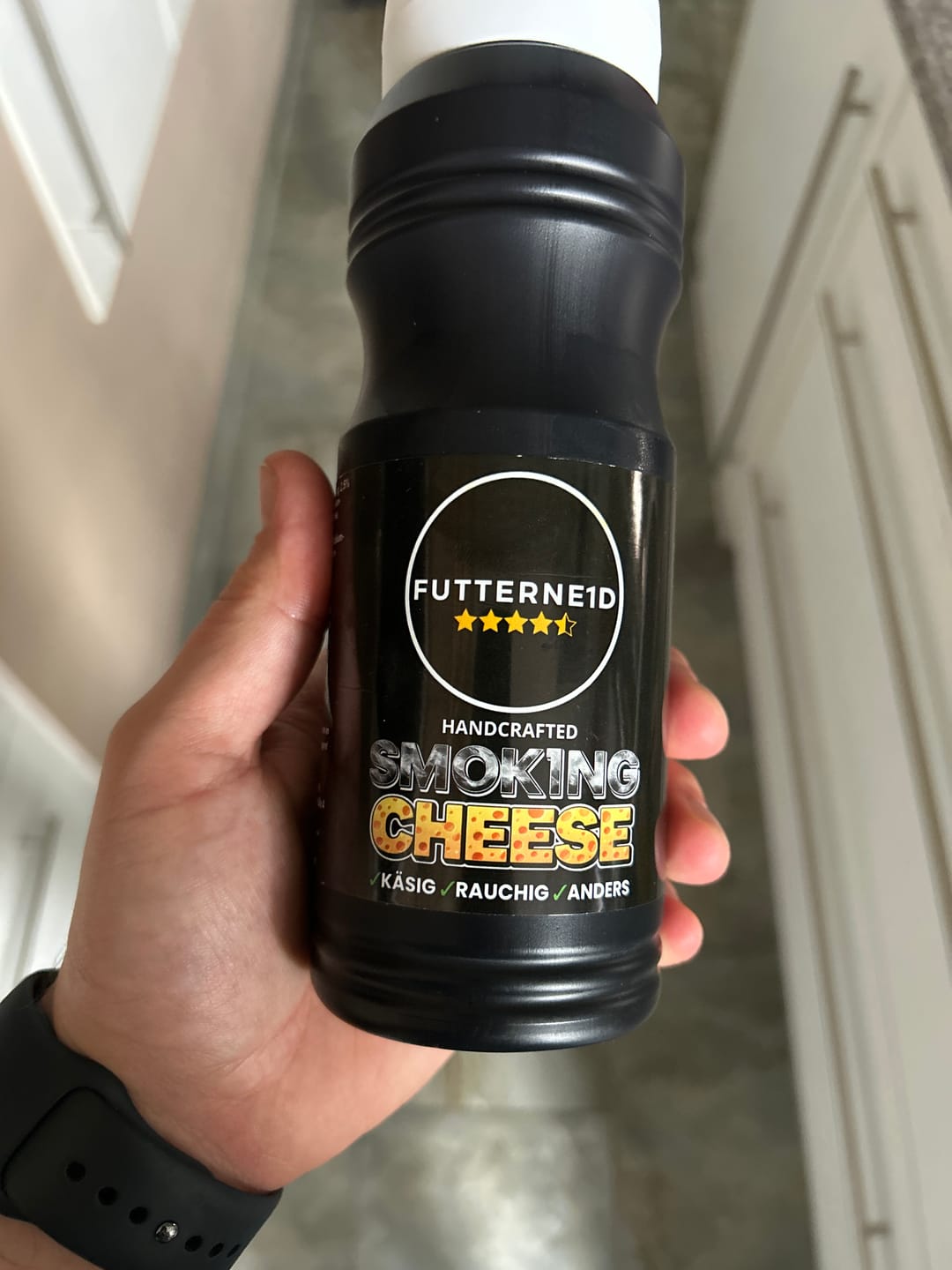 Customer photo review of SMOK1NG CHEESE Sauce 500ml