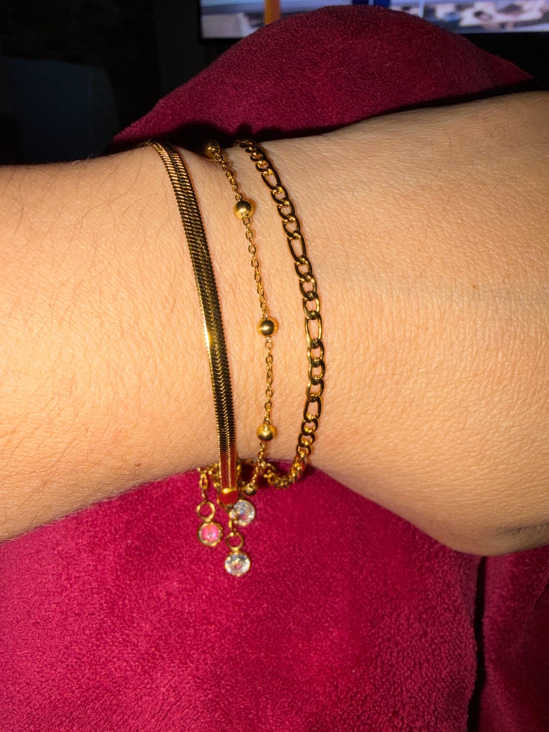 Customer photo review of Brinco Trio de Argolas Banhado em Ouro 18K