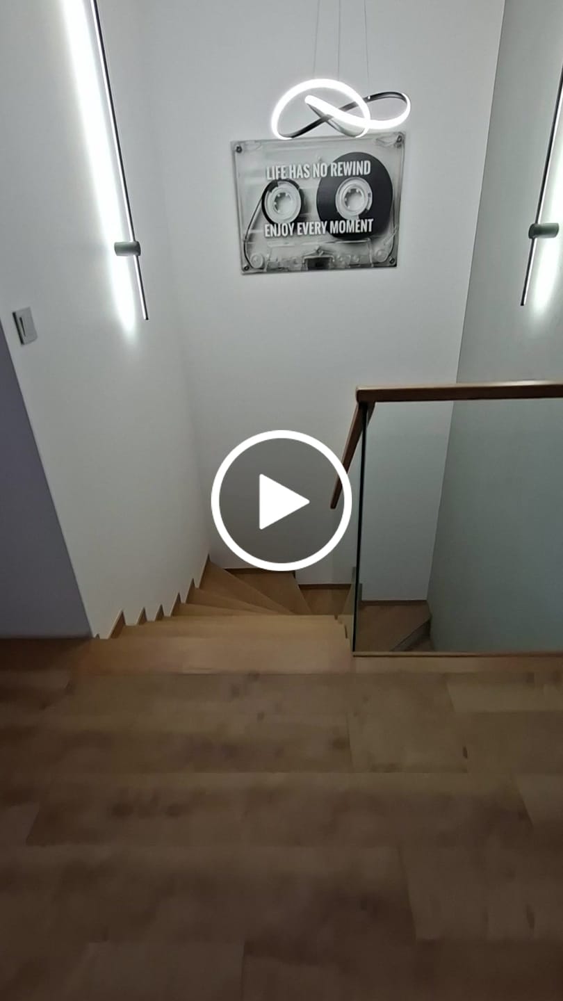 Customer video review of Kaseta Life Has No Rewind | Obraz