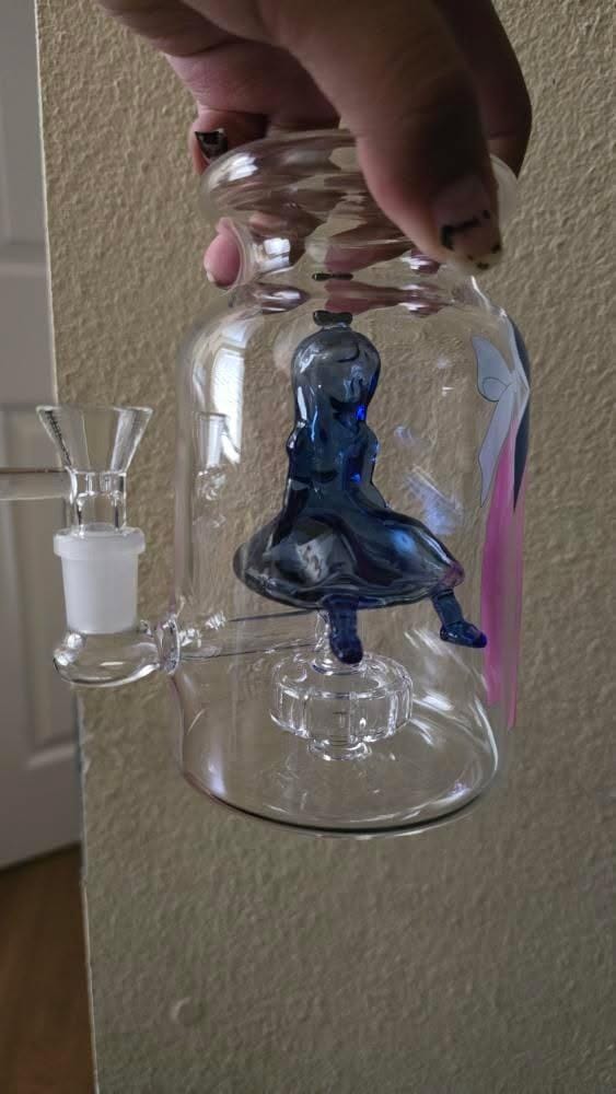 Customer photo review of SMOKE ME BOTTLE BONG