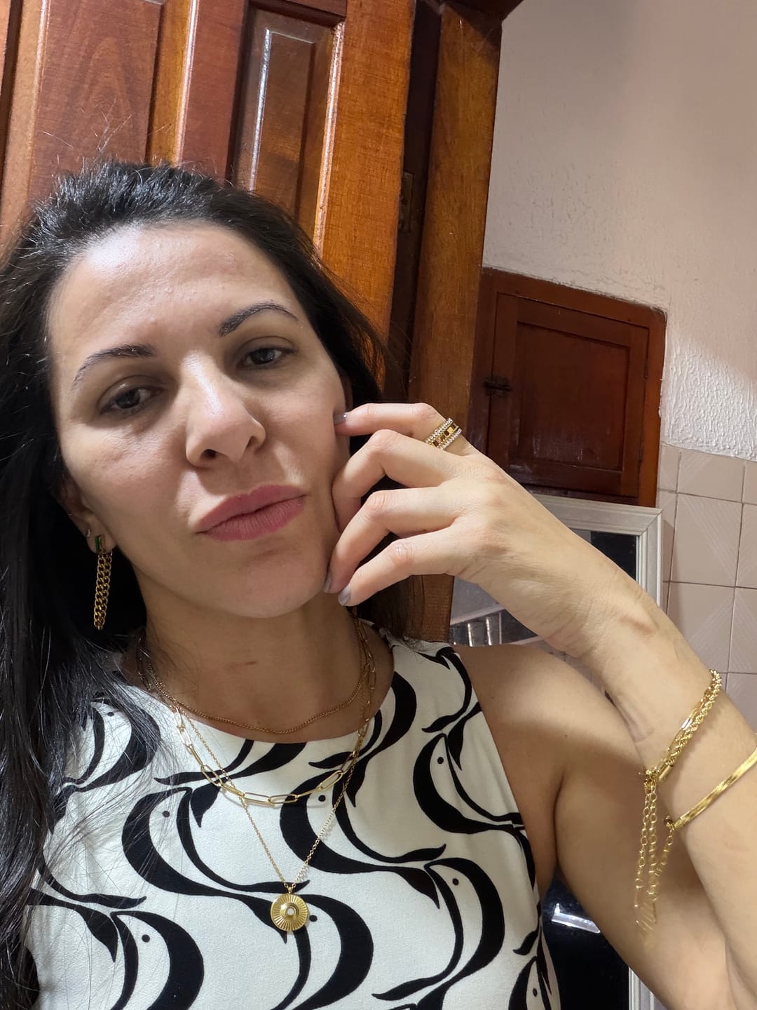 Customer photo review of Brinco Corrente Elisabeth Zircônia Esmeralda Banhado em Ouro 18K