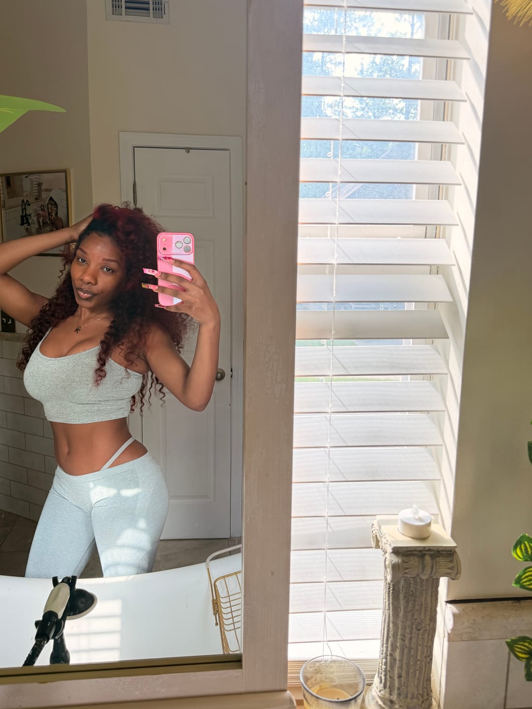 Customer photo review of Seamless LowRise Legging (Grey)