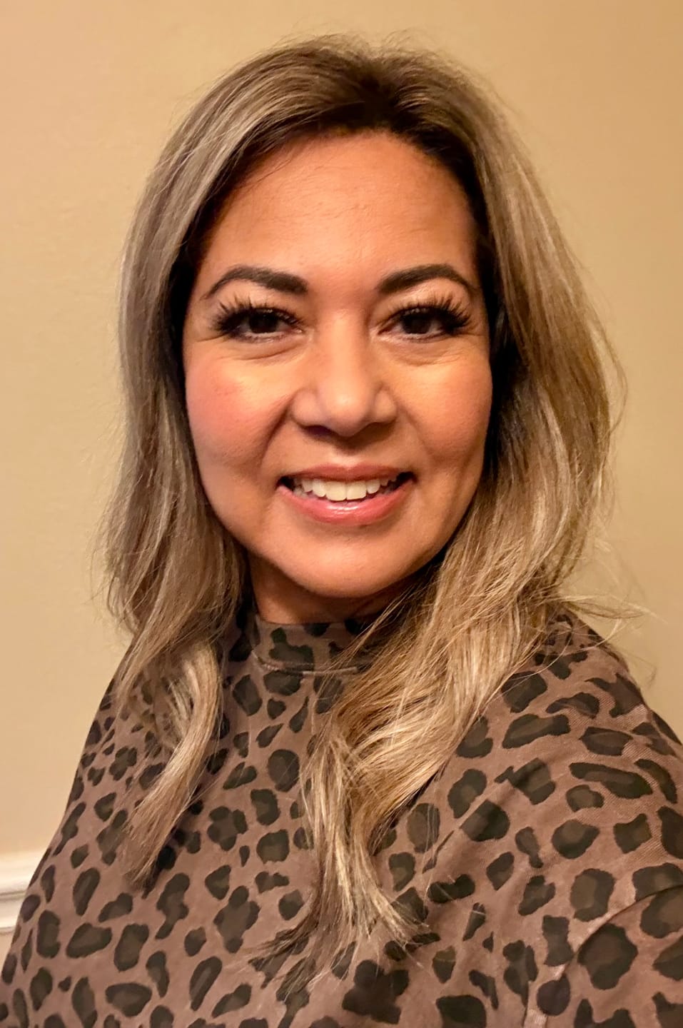 Customer photo review of Velvet Gossamer® Lash Featuring GripTex™