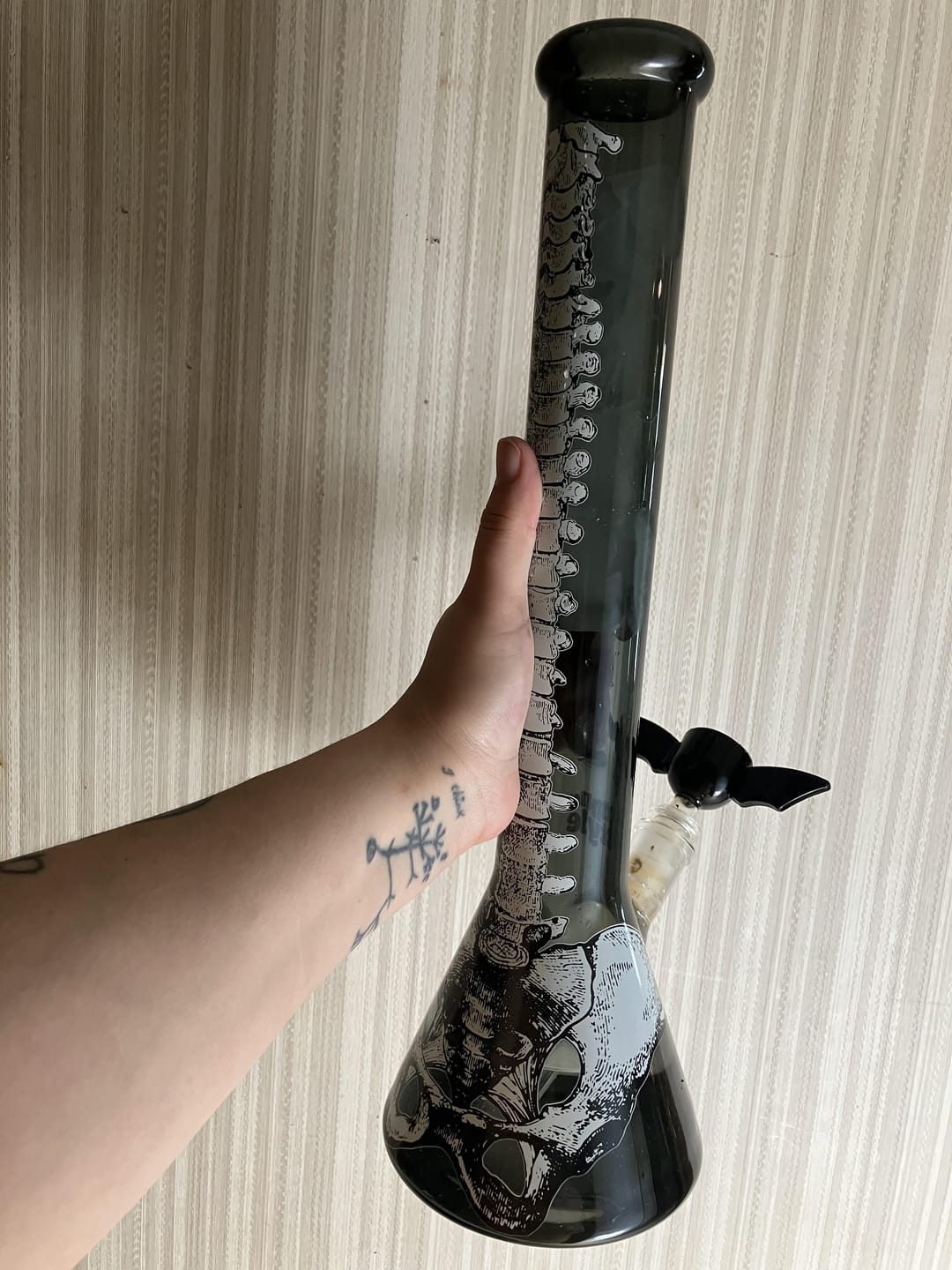 Customer photo review of SPINE BONG 16"
