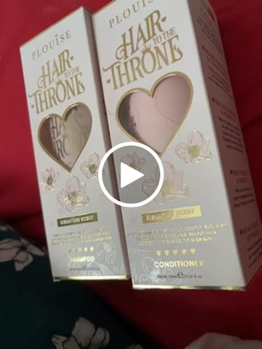 Customer video review of Signature Scent Shampoo & Conditioner Set