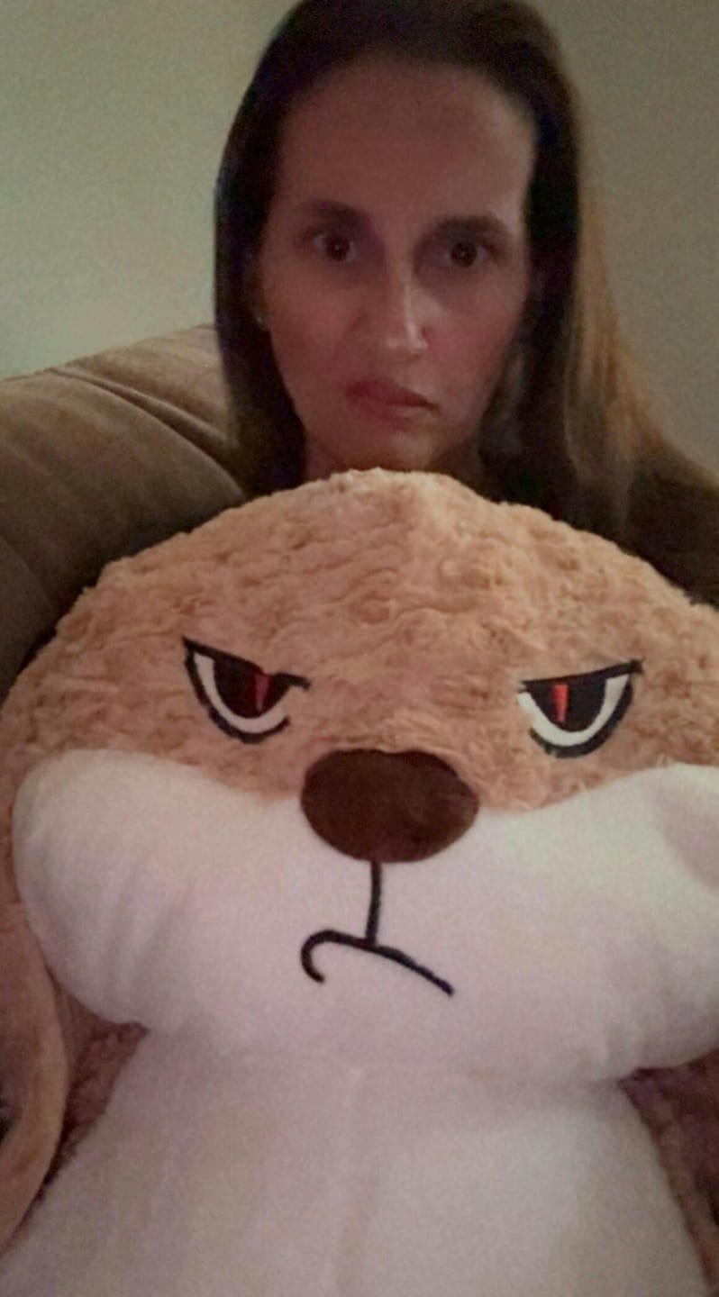 Customer photo review of Broody™, el conejito con más actitud 😠