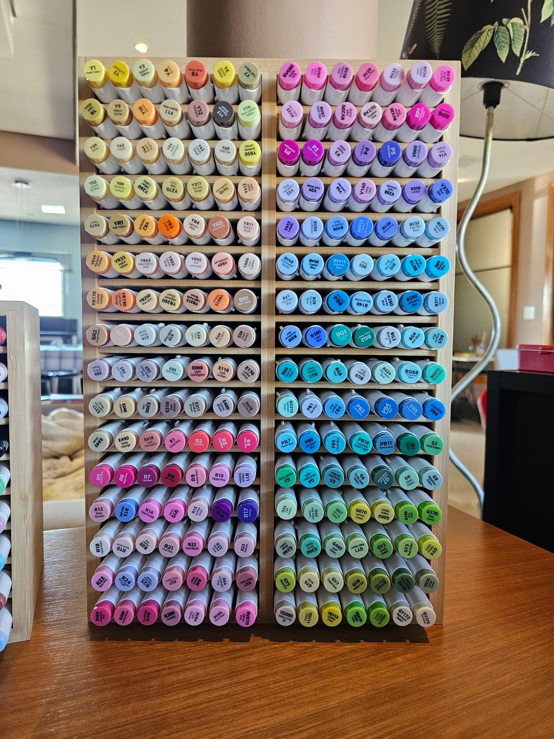 Customer photo review of Ohuhu Bamboo Marker Organizer