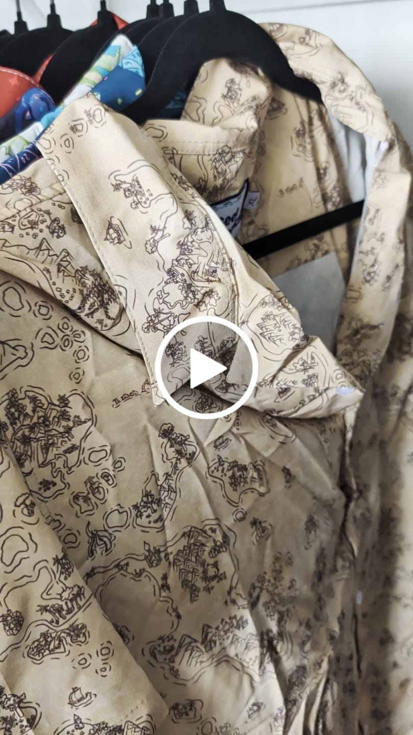 Customer video review of Video Game Cats Dark Button Up Shirt