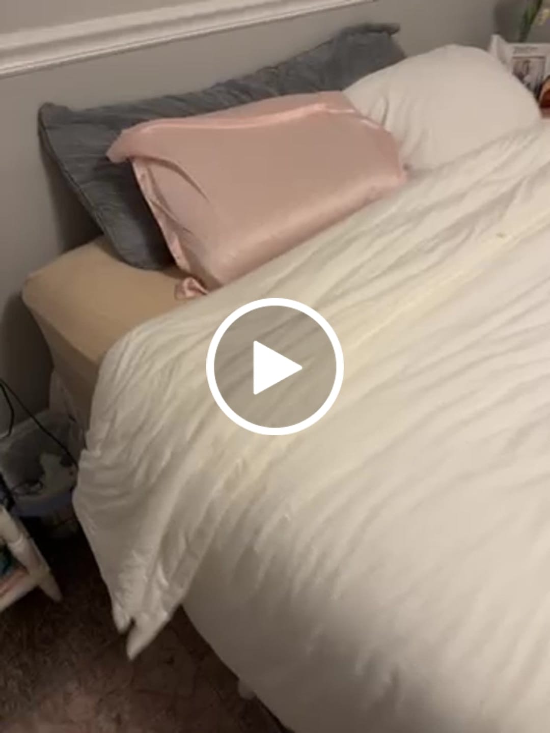 Customer video review of Temperature Controlling Comforter