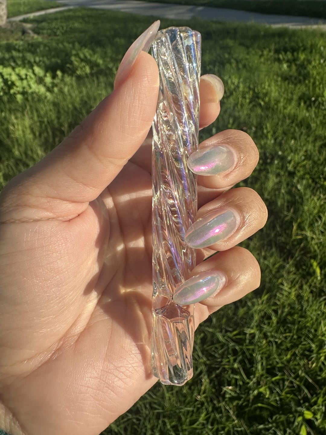 Customer photo review of IRIDESCENT TWISTED CHILLUM