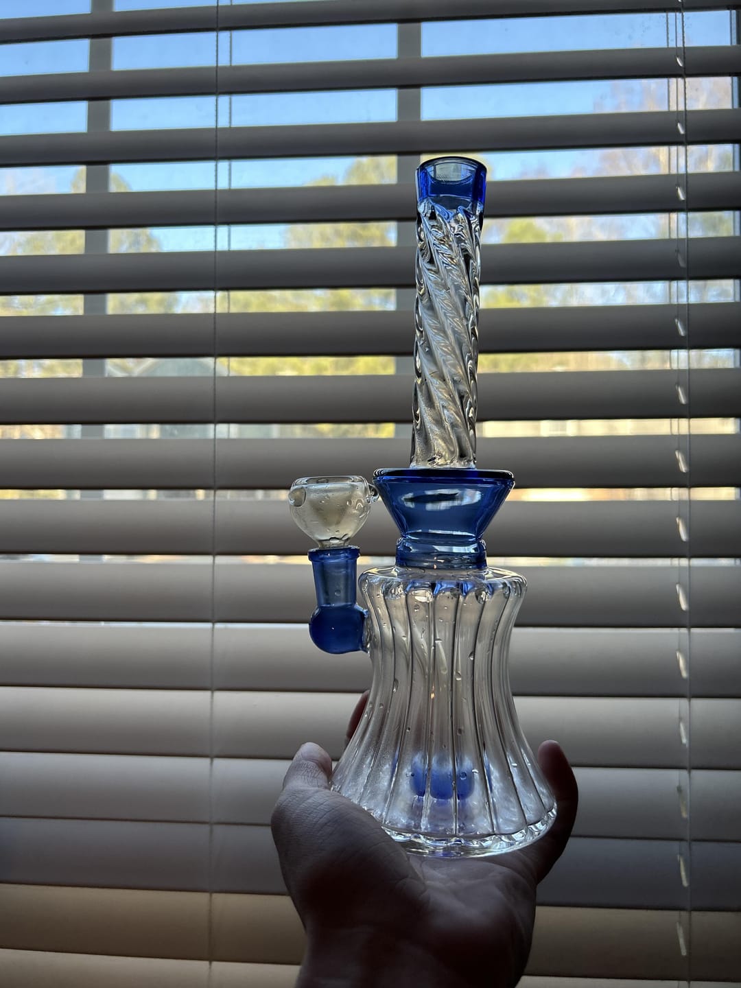 Customer photo review of ELEGANT SWIRL BONG