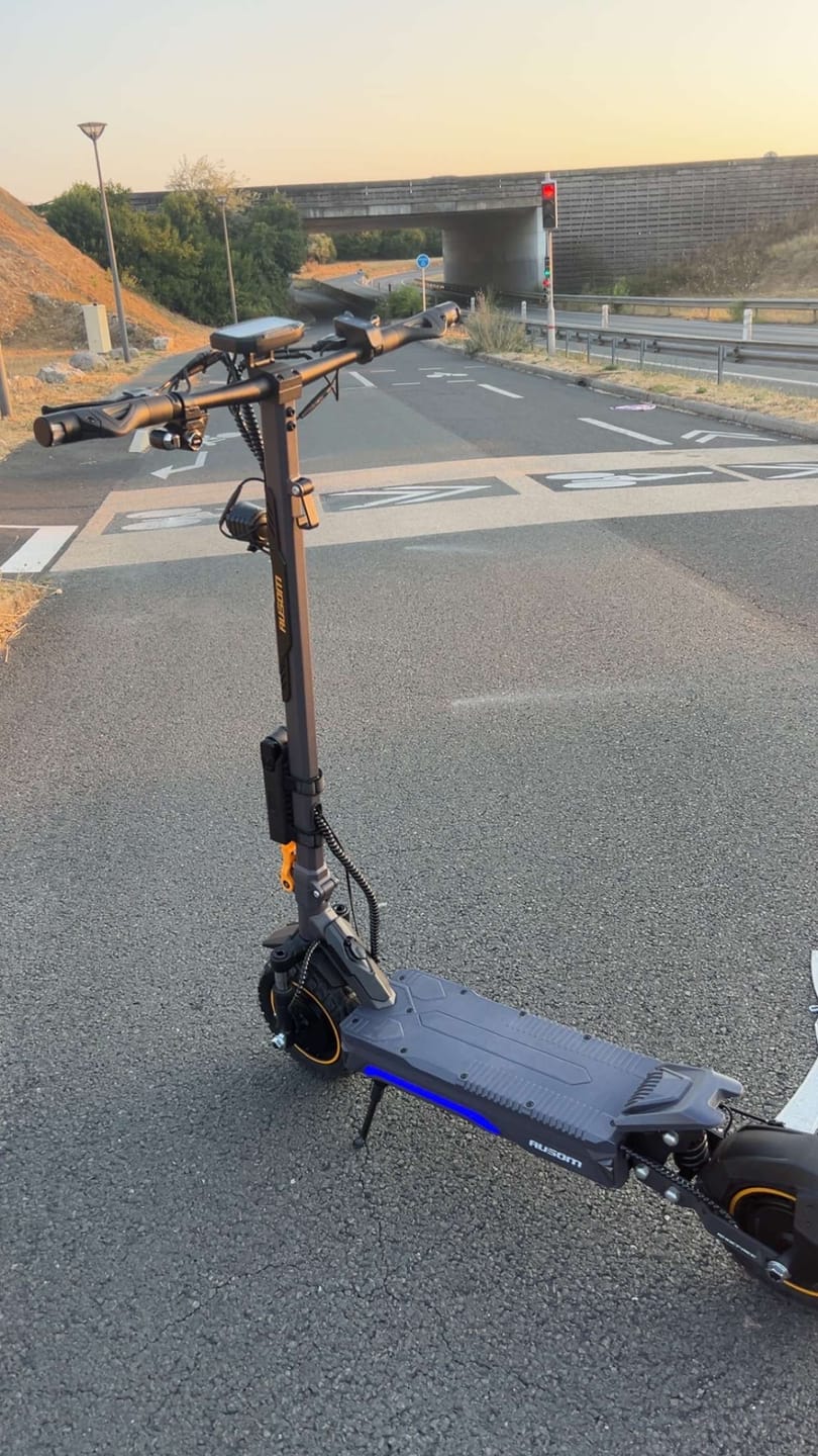 Customer photo review of Ausom K20 Pro Dual Trottinette Électrique