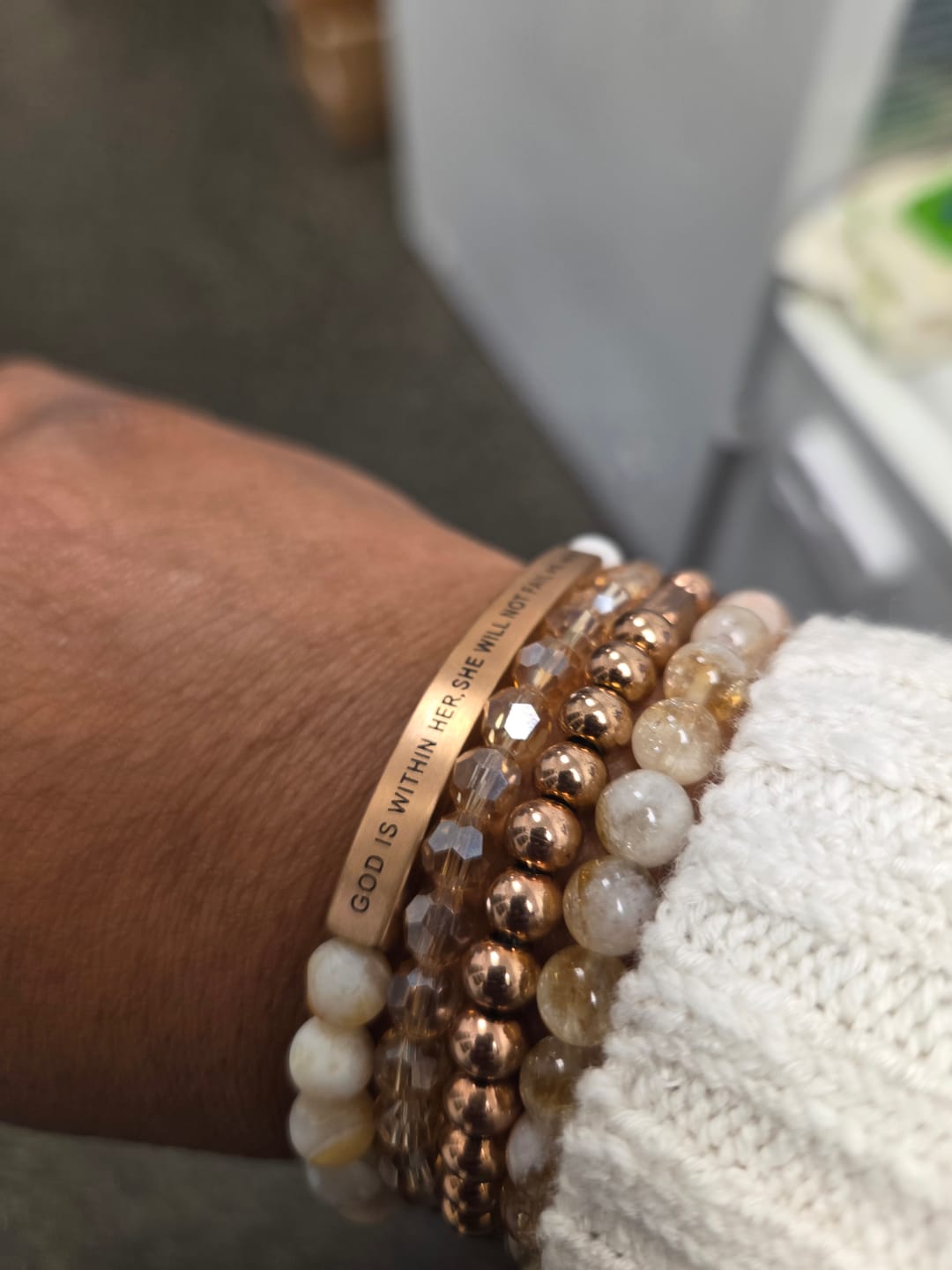 Customer photo review of ROSE GOLD - ACCENT BRACELET