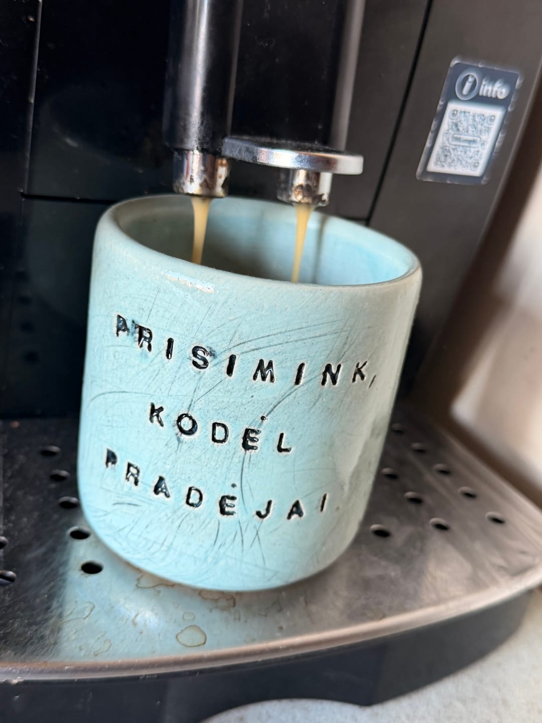 Customer photo review of Blue mug PRISIMINK