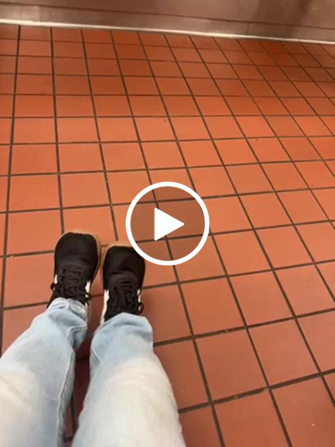 Customer video review of Hareball - Wide Toe Sneakers