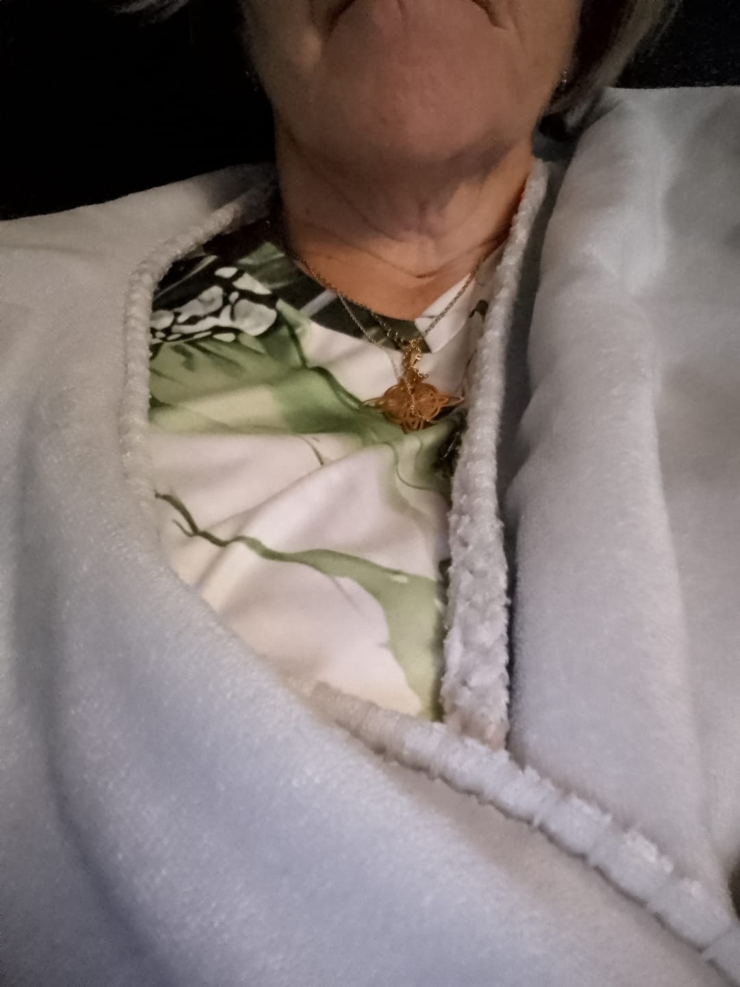 Customer photo review of Pendentif "Protection Éternelle" en Nœud de Sorcière
