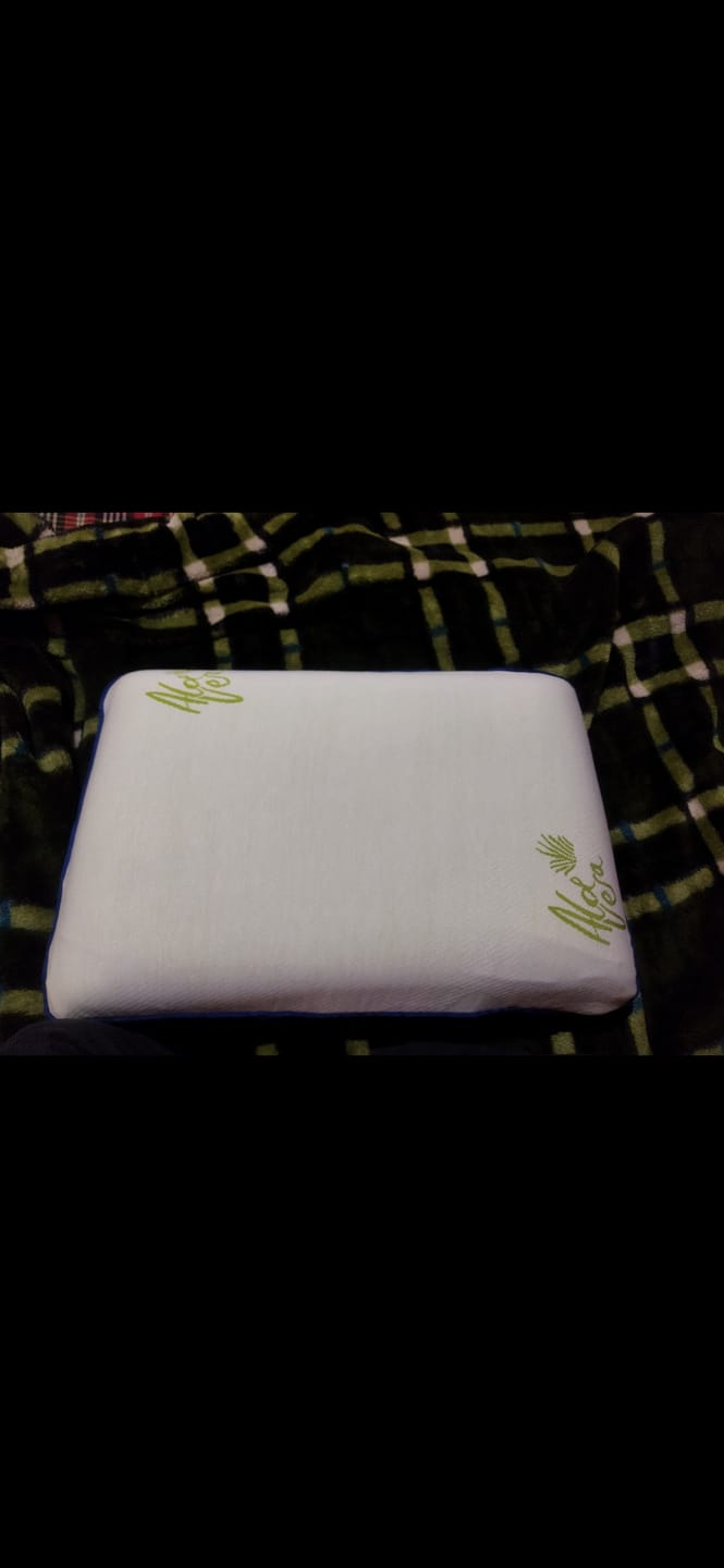 Customer photo review of Flo Adjustable Pillow (Memory Foam)