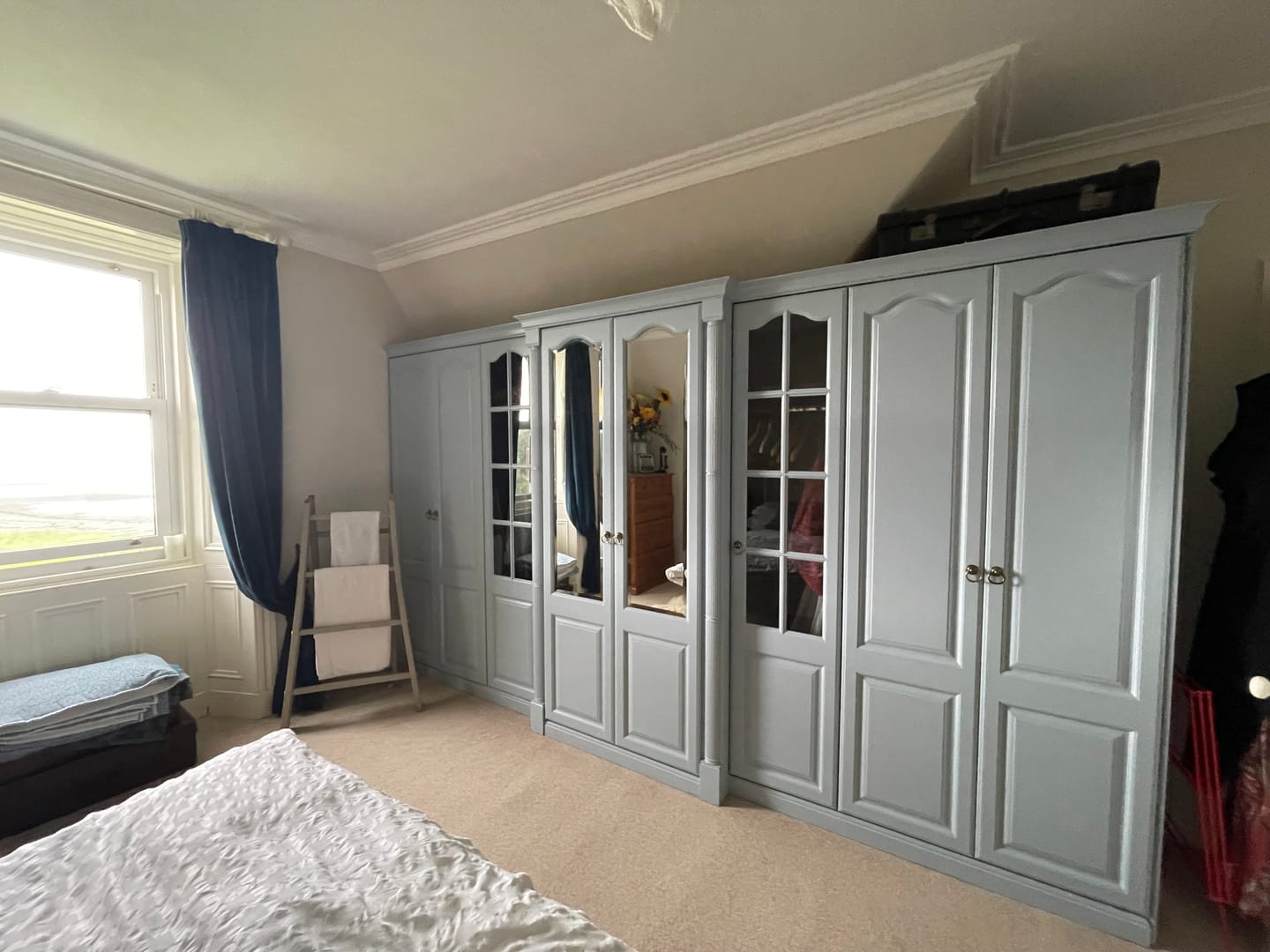 Customer photo review of Parma Gray (27)