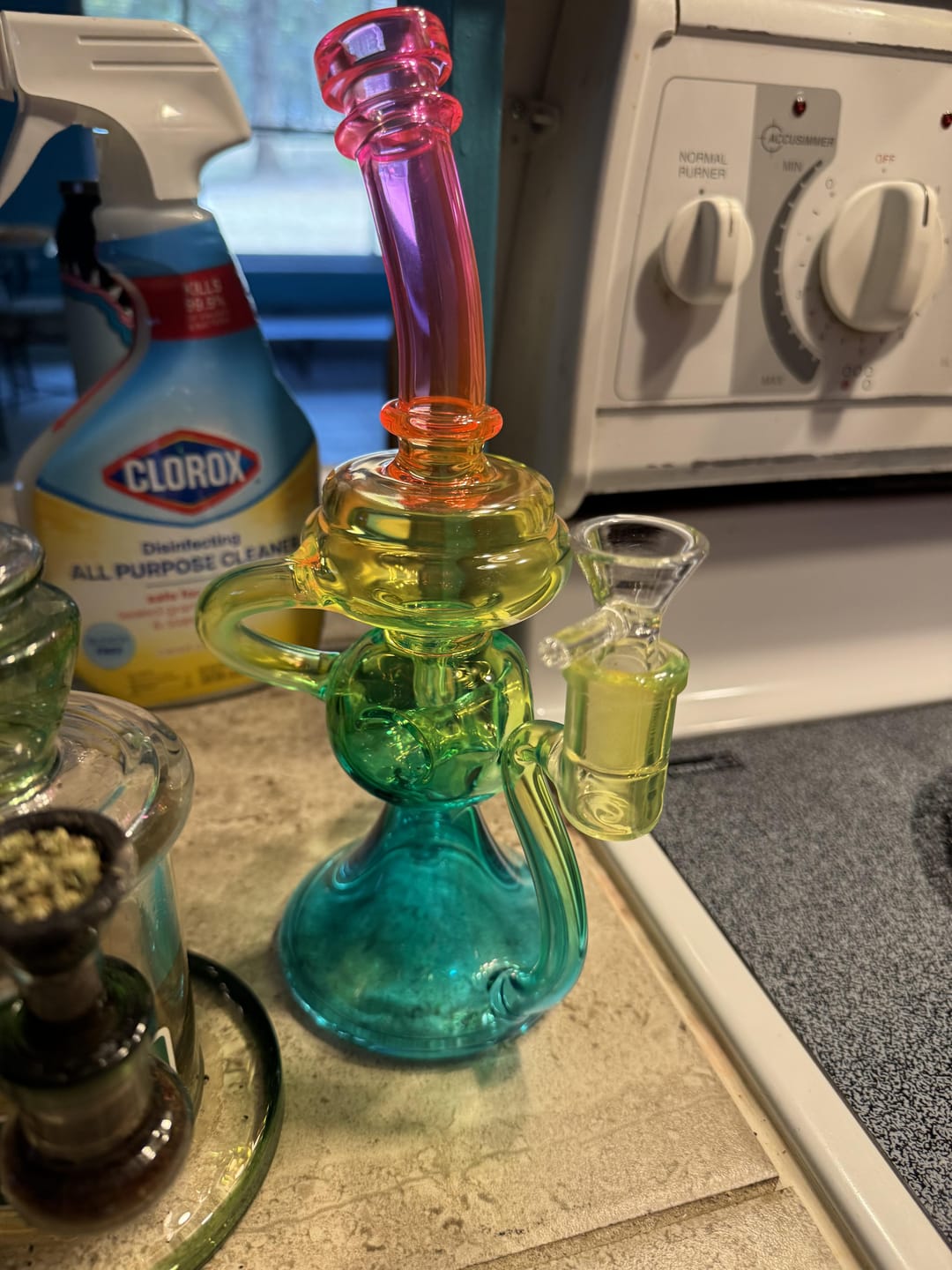 Customer photo review of NEON RAINBOW RECYCLER BONG (uv reactive)