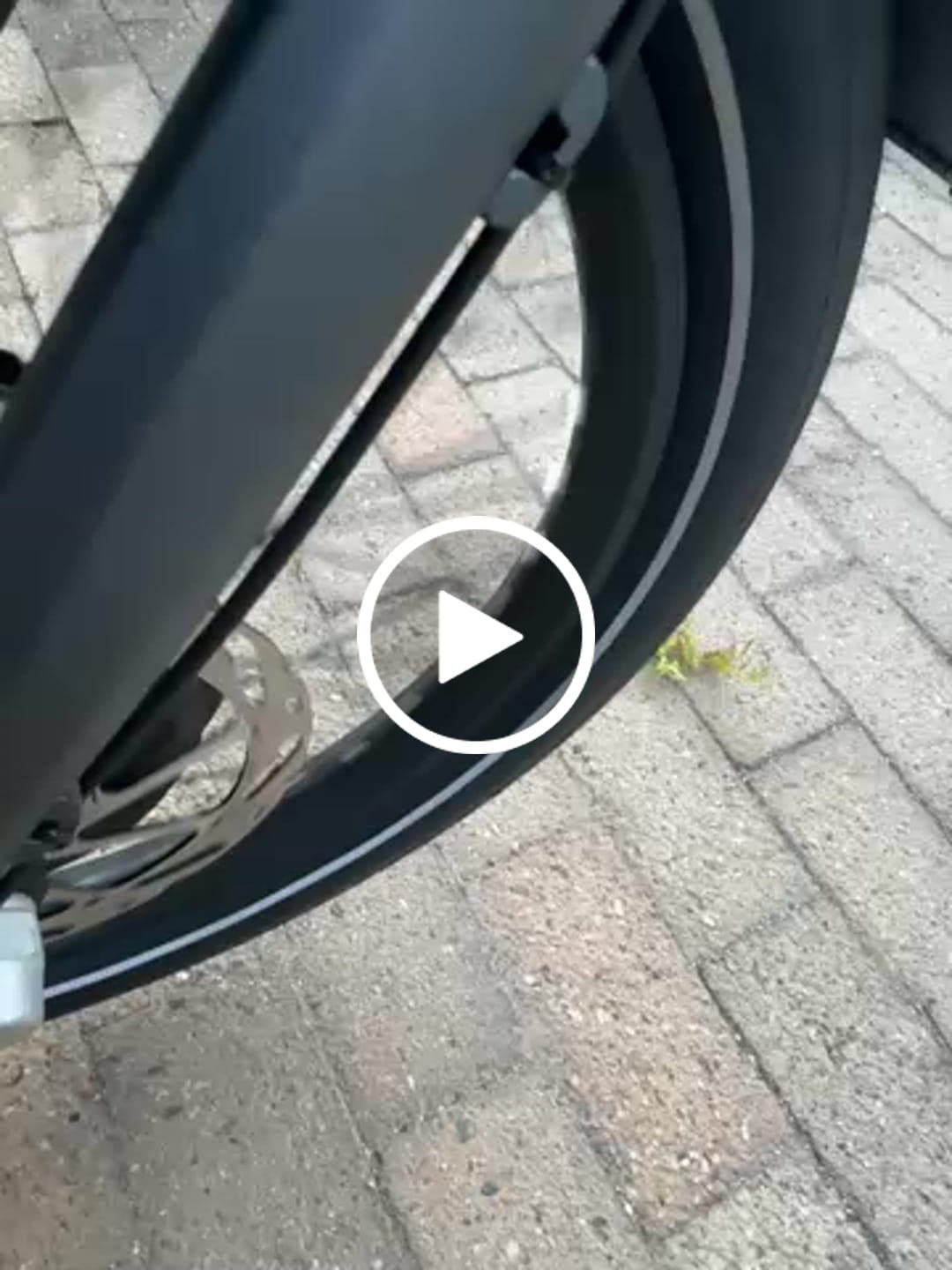 Customer video review of ADO Air One Ultra 電動アシスト自転車