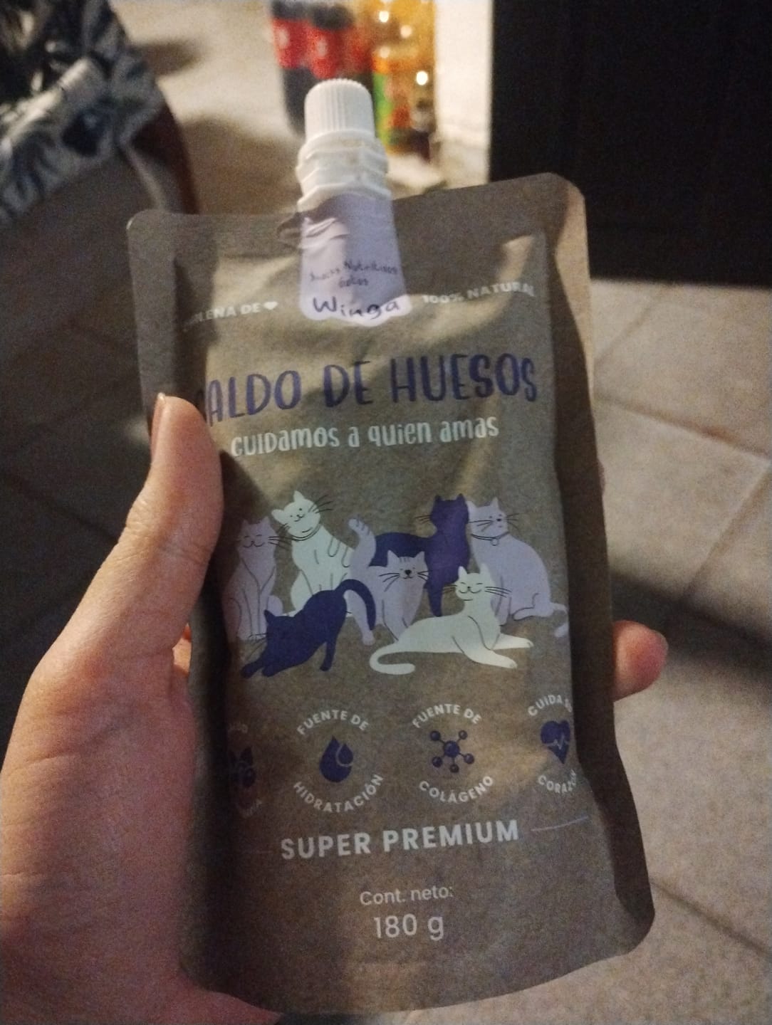 Customer photo review of Caldo de Huesos Gatos