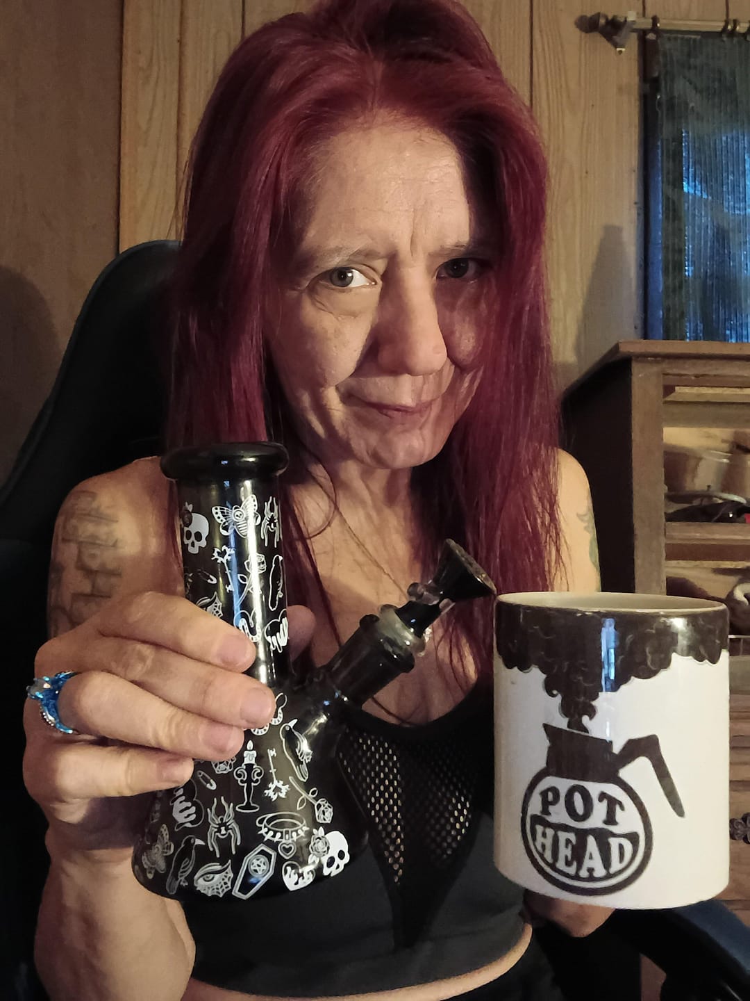 Customer photo review of GOTH BONG 6"