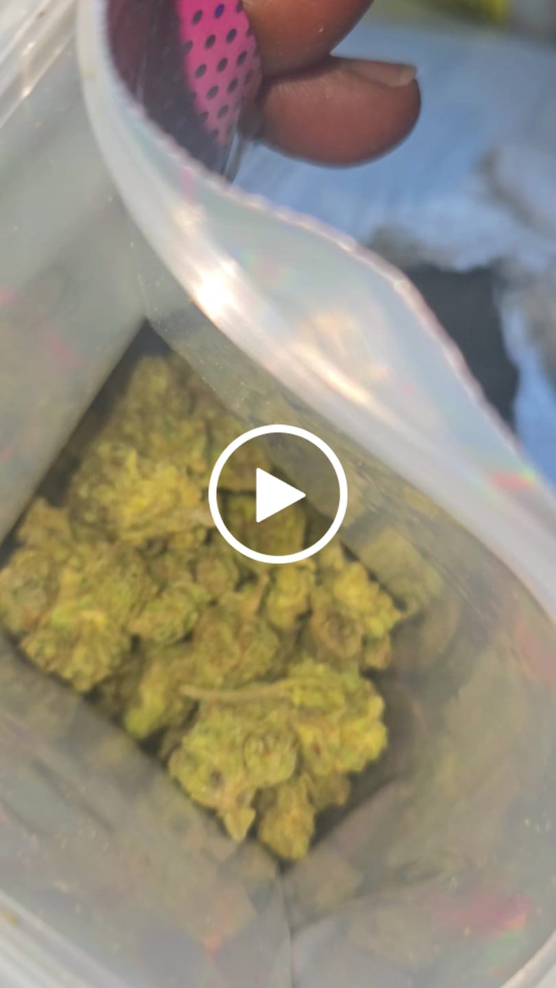 Customer video review of Alien OG - 4 Grams - Indica