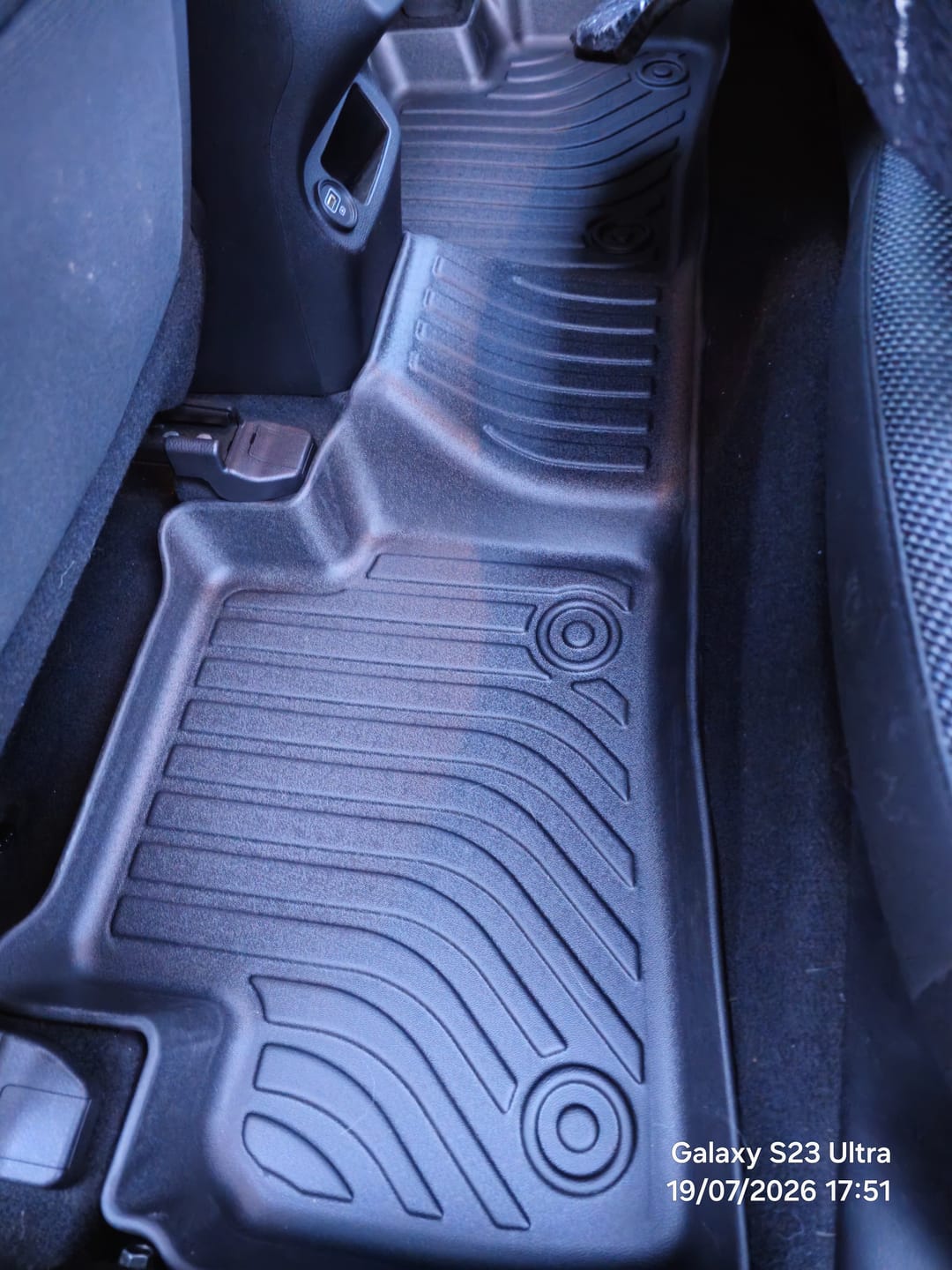 Customer photo review of Pisos Calce Perfecto Kia Seltos (2020 - 2025)