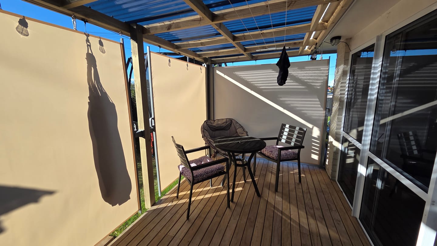 Customer photo review of Retractable Side Awning & Privacy Screen 2m X 3m
