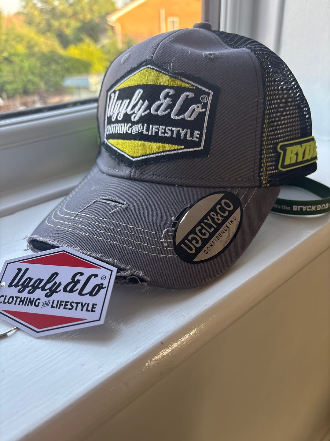 Customer photo review of Dark Grey Diamond Trucker Hat x Kyle Ryde #1