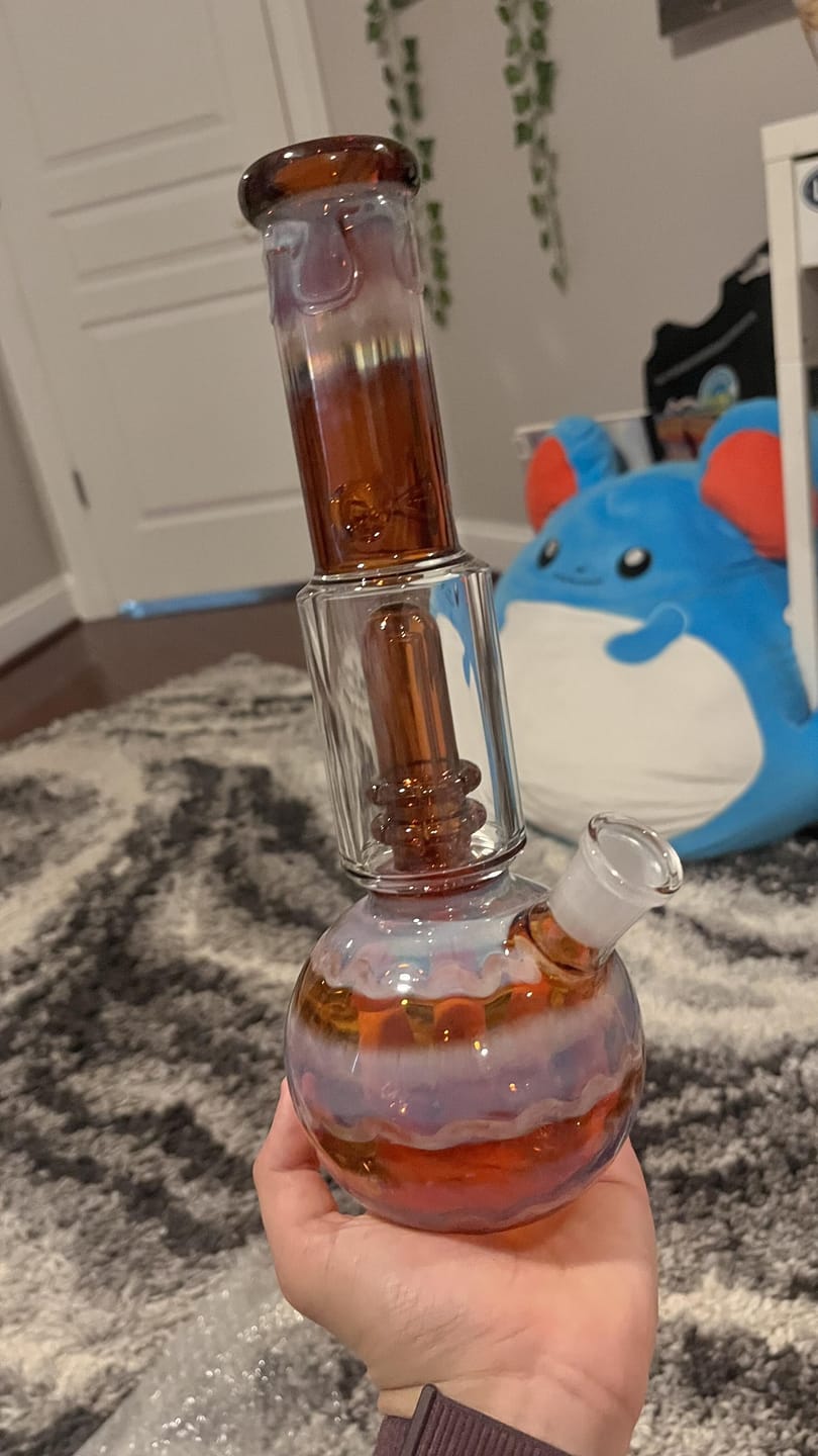 Customer photo review of AMBER SWIRL BONG