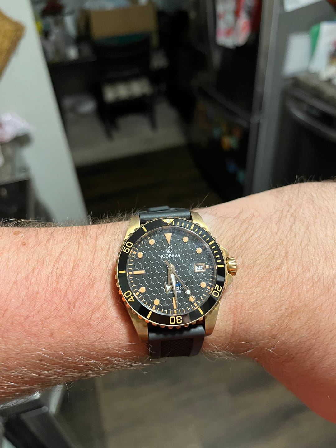 Customer photo review of SEATURTLE.OCEAN(BRONZE) - Automatic Bronze Diver Watch | Black/FKM Rubber