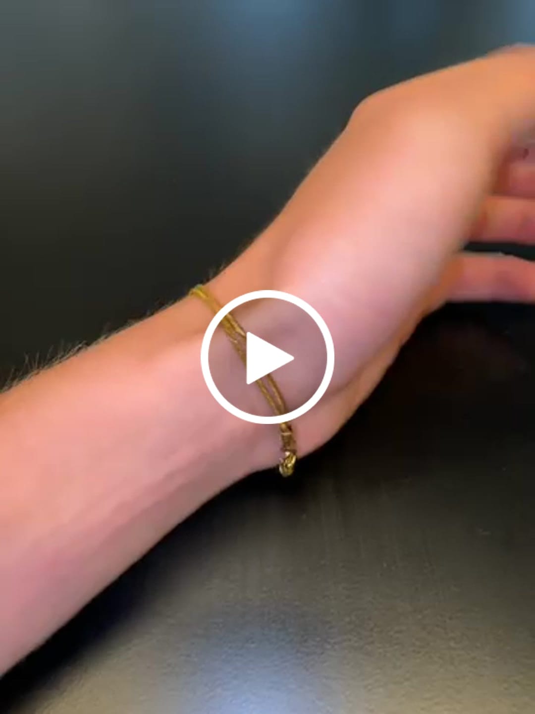 Customer video review of Never Ending Bracelet 1.5MM (18K Gold Plated)